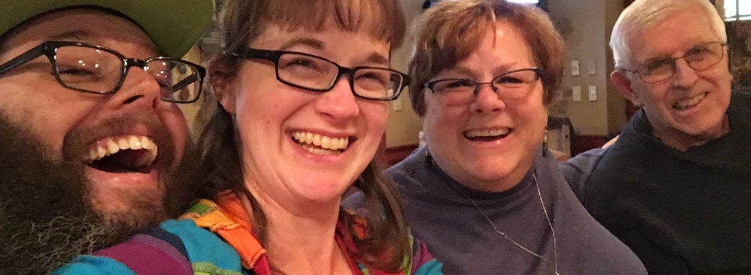 Common Man family photo, Concord, NH I Ross and Jamie Adventure